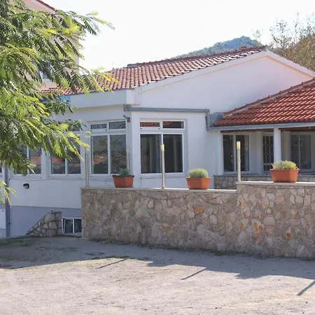 Apartment 3248a *